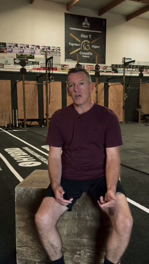 FRANCIS, 52 ANS
